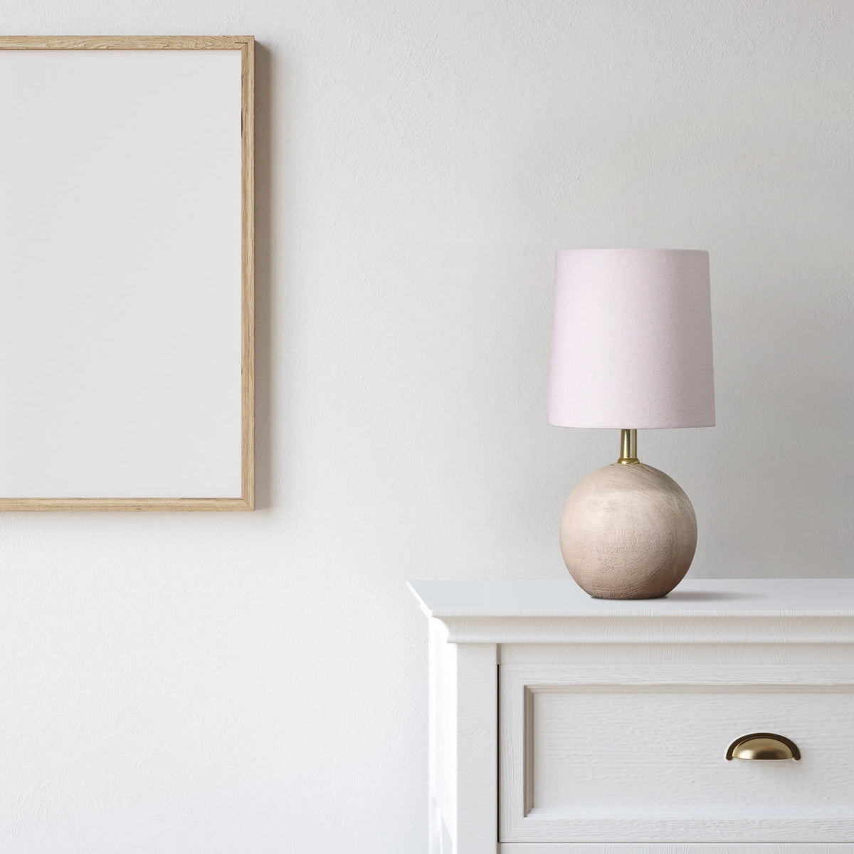 Natural Grey Resin Table Lamp H161