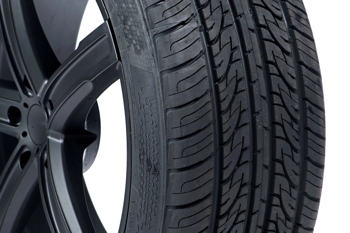 All-Season Tire 255/45R19 104Y H3286