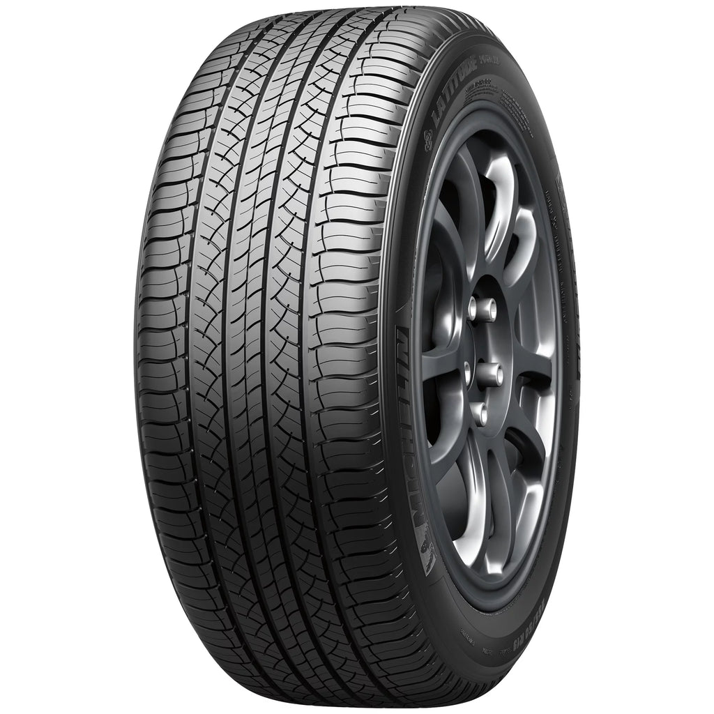 All-Season 235/65R18/XL 110V Tire E205117