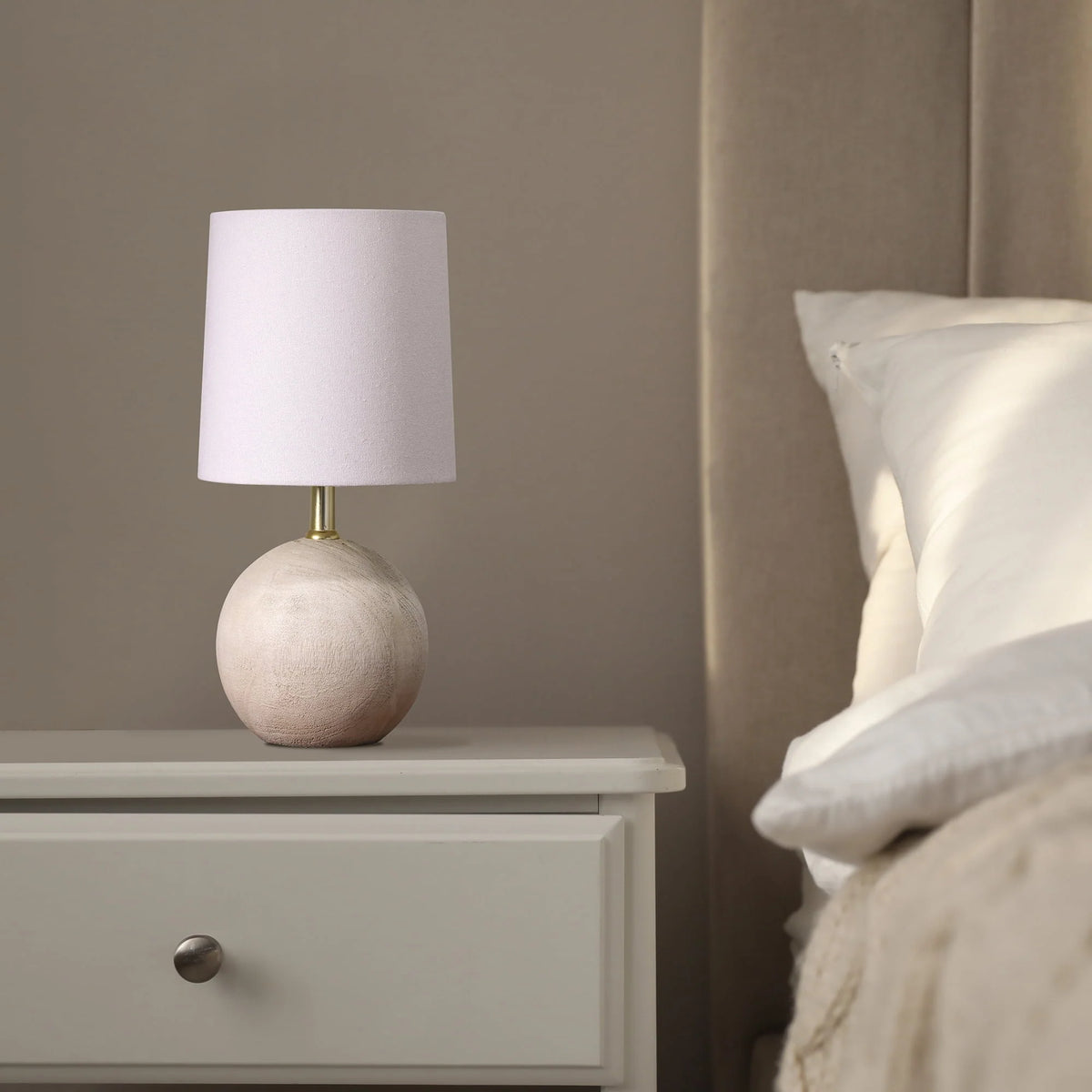 Natural Grey Resin Table Lamp H161