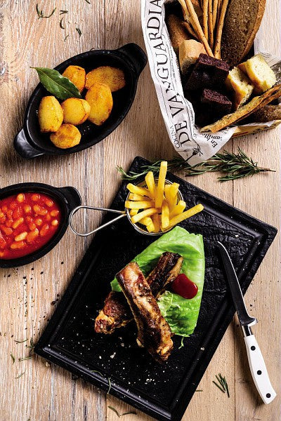 Oval Baking Dish 23cm Black S560754