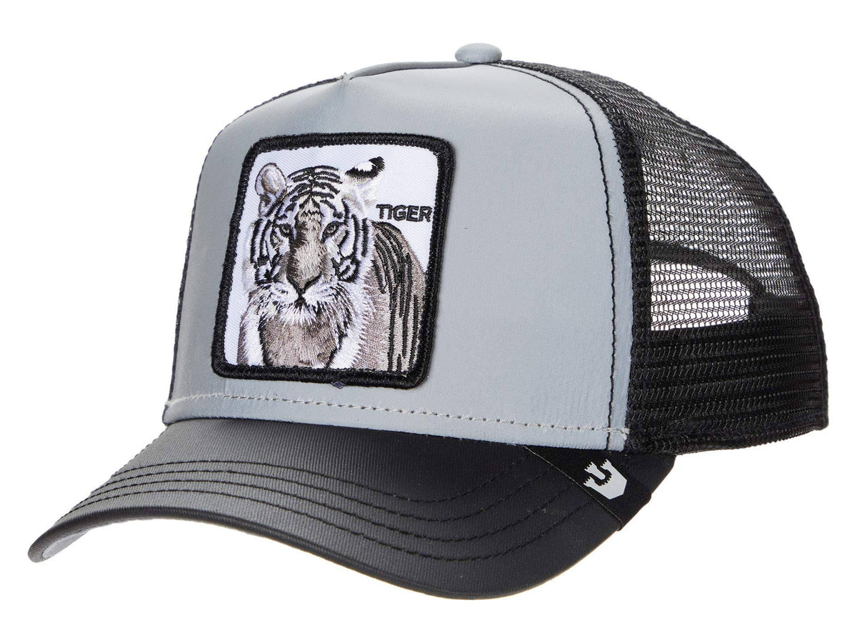 Black Trucker Hat X578