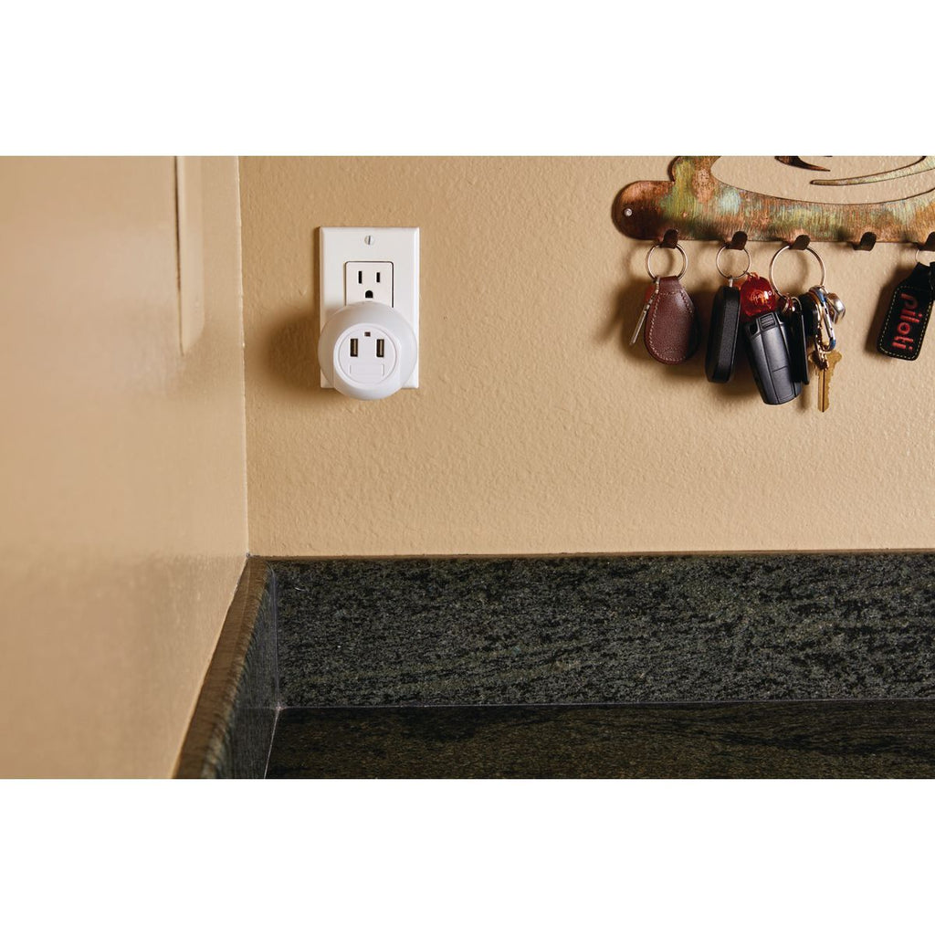 USB Port Charger and Night Light E935480