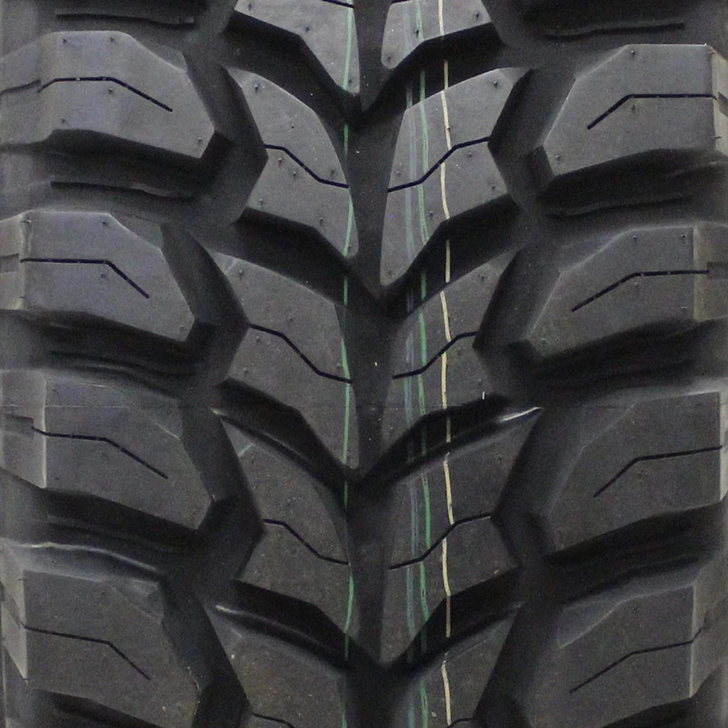 Mud Terrain Light Truck Tire S4535