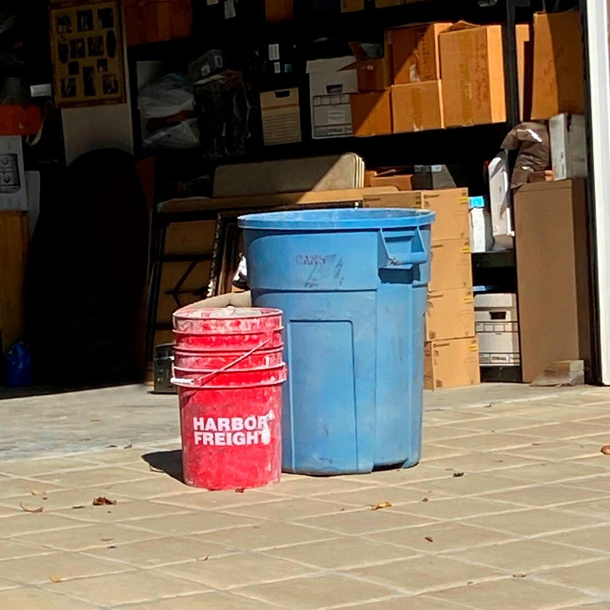 5 Gallon Bucket Y858