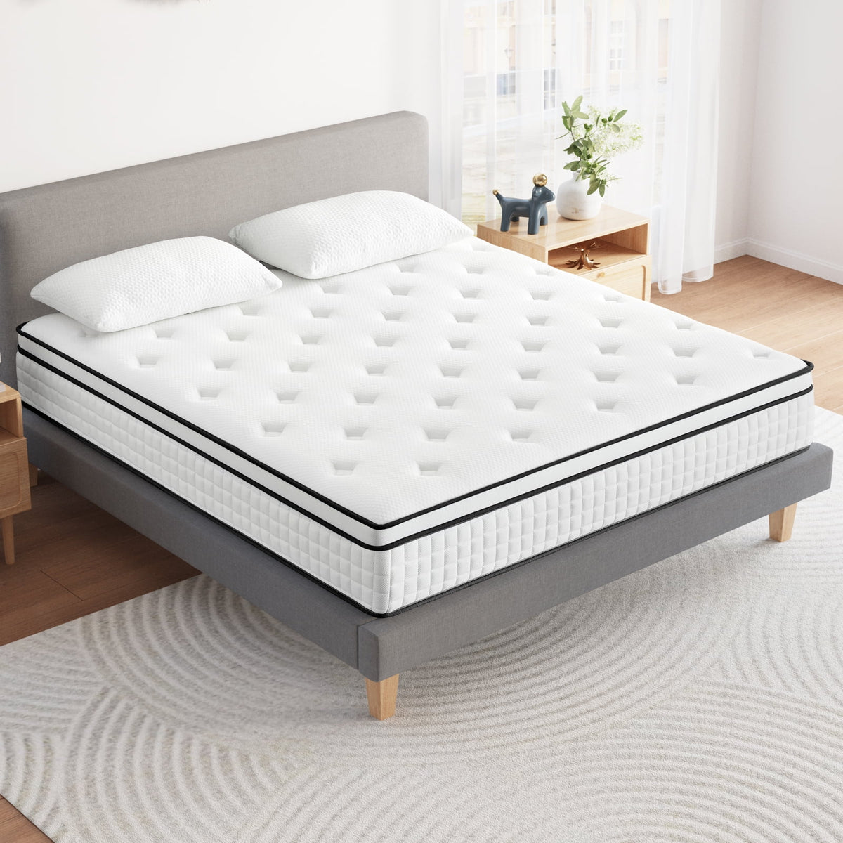 Queen Size 12 inch Hybrid Innerspring Mattress U60248