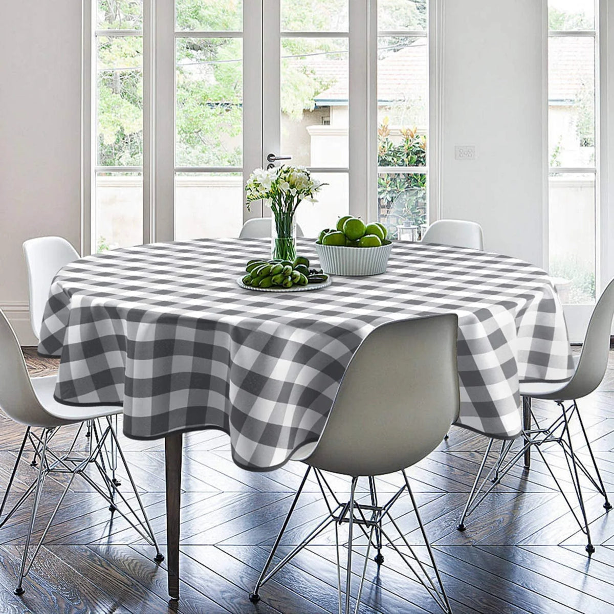 Black and White Checkered Round Tablecloth 60 Inch T1979
