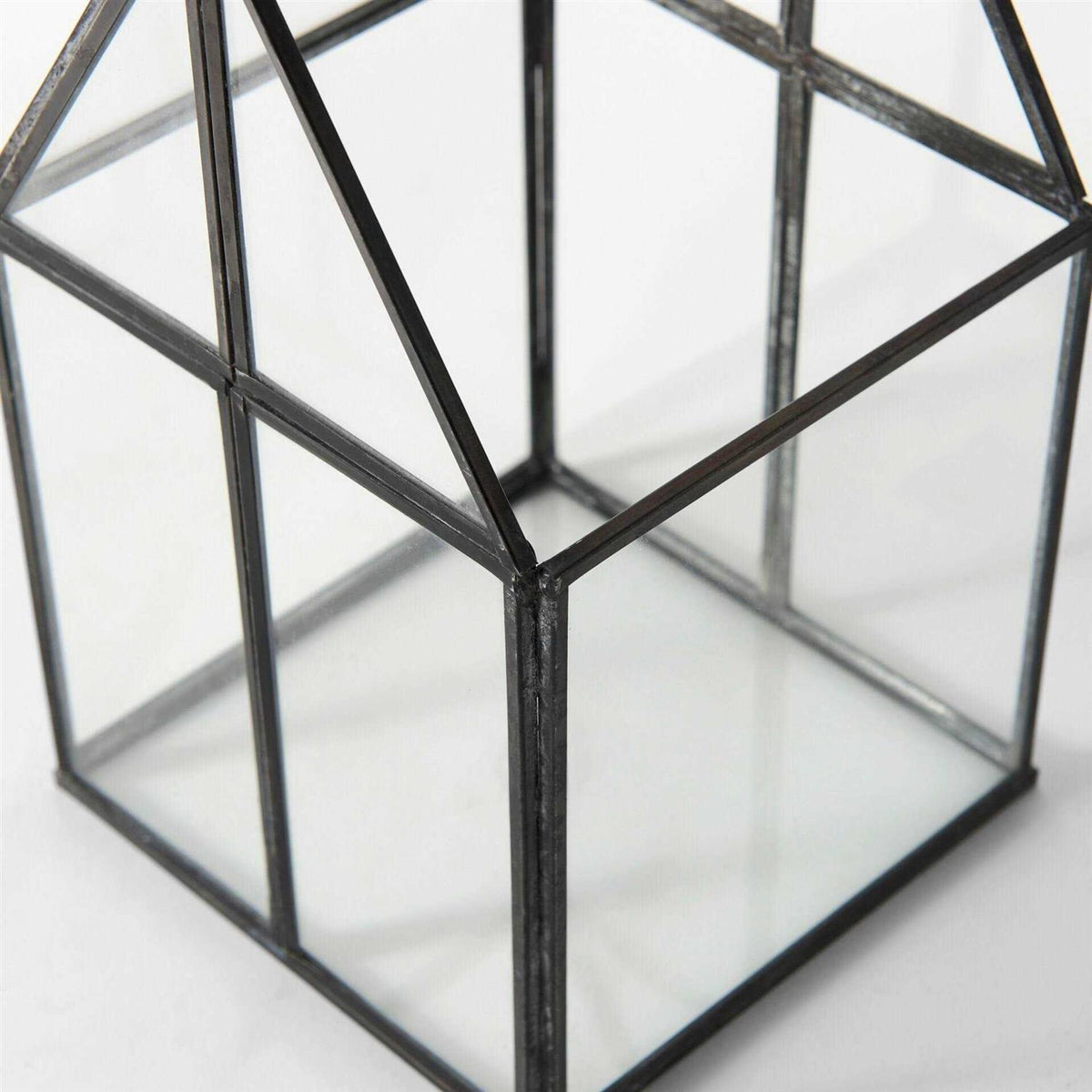 Glass Terrarium A821572
