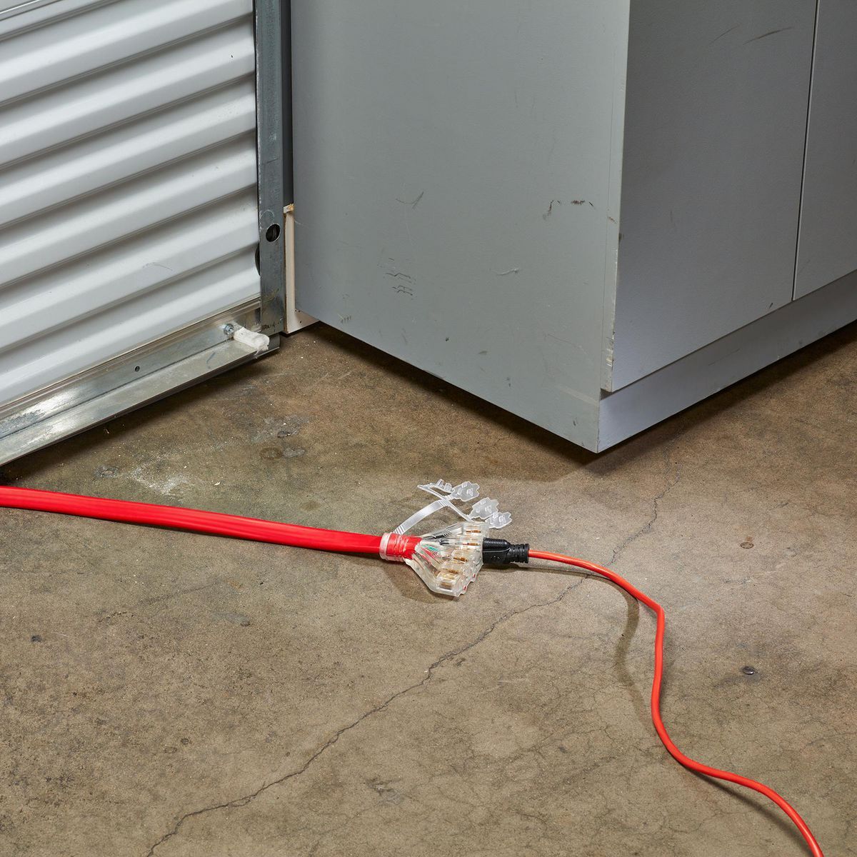 25 ft. 30 Amp 125/250V 4-Outlet Generator Extension Cord Q944