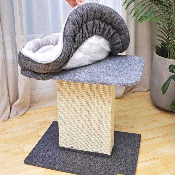 Cat Bed with Sisal Scratching Post Y95350