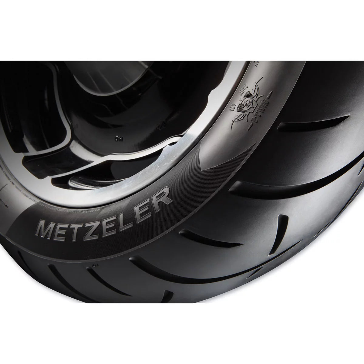 Front Motorcycle Tire 120/70B-21 Black Wall D6124